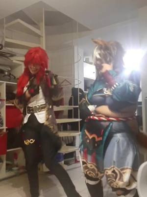 A post by @najeki on TikTok caption: quand tes colocataires un peu trop fan de bts enflamment le dance floor 😭😂😂 gorou : @Luna diluc: @🥀𝑳𝒆𝒗𝒊𝒂𝒕𝒉𝒂𝒏🥀 #genshin #GenshinImpact #genshinimpactcosplay #goroucosplay #diluccosplay #diluc #gorou 