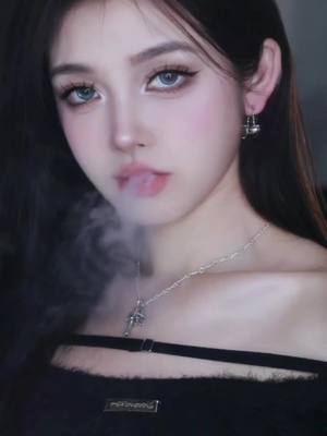 A post by @comnito20to on TikTok caption: #beauty #girls #fyp #tiktok #foryou