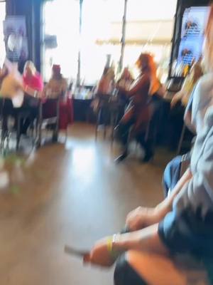 A post by @squidd.inkk on TikTok caption: All i wanted was a drag drop, and @Onika Grande delivered! You can hear my scream at the end 😂 #onika #drag #dragdrop #taylorswift #dragbrunch #flipphoneevents @Flip Phone 