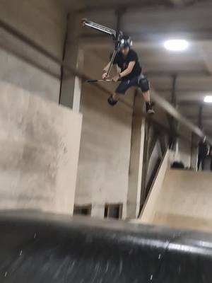 A post by @its_blin on TikTok caption: #proscooter #backflip #envyscooters #scooters #kickscooter#apexscooter #flavorscooter #blantscooter #barspin #kickscootershop #skatepark #stuntscooter #tailwhip #scootricks #scootergang #катайсдушой #undialed #undialedtv #smenapark #scooterlife #scooteredit #trustscooter #ethicscooter #envyscooters #freestylescoter #goapex #jpscooters #clip #edit #scooterlife #Minecraft #brilove_team