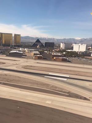 A post by @aerolinea.22 on TikTok caption: #lasvegas #takeoff #thestrip #airliners #harryreidairport #airplaneviews #airplanes 