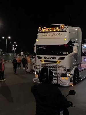 A post by @julien_sls on TikTok caption: #CapCut #foryou #camion #pourtoi #v8power #v8 #fypシ #fyp #scania #scaniav8 