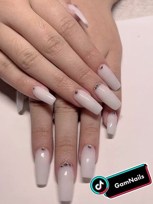 A post by @hg_nails94 on TikTok caption: #nails #tiktok 