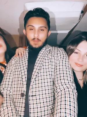 A post by @bonbononaina on TikTok caption: Moi et mes cousines