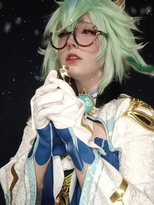 A post by @velvet.cosplay on TikTok caption: [Sucrose #1] GENSHIN IMPACT  #albedosucrose #sucrosecosplaygenshinimpact #sucrosecosplay #sucrose #genshinimpactcosplay #GenshinImpact #foryou #pourtoi #cosplay #cosplayer 