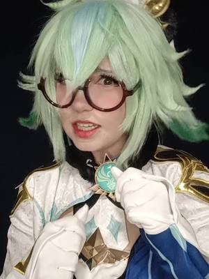 A post by @velvet.cosplay on TikTok caption: [Sucrose #4] GENSHIN IMPACT  #sucrosecosplay #sucrose #albedosucrose #genshinimpactcosplay #sucrosecosplaygenshinimpact #GenshinImpact #cosplayer #cosplay #pourtoi #foryou 