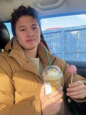 A post by @juni0rmcchicken on TikTok caption: izaiah loves starbucks