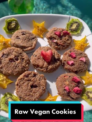 A post by @mermaidmerisa on TikTok caption: The BEST Raw Vegan Cookies! 🍪💯 #raw #rawvegan #vegan #rawveganrecipe #rawvegandessert #ValentinesDay #healthy #keto #rawvegandiet #healthydessert #healthycookies 