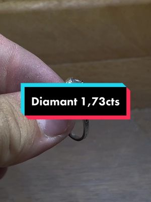 A post by @nagoyaparis on TikTok caption: Ça c’est du gros diamant  #diamant #sertissage #joaillerie #bague #or #bijoux #bijou #jewelry #nagoya 