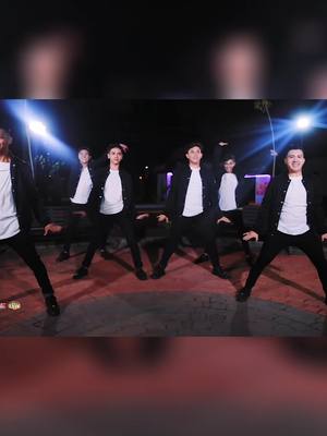 A post by @tiktok.videos041 on TikTok caption: Like ♥️ #fyp #parati #foryou #viral #bailes #classicboys 