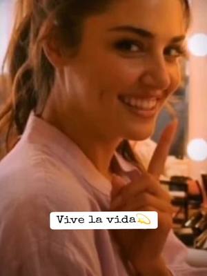 A post by @vikigonzalez862 on TikTok caption: #sefeliz#fypシ#vivelavida #parati #