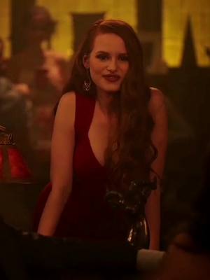 A post by @madsxcrash on TikTok caption: она в 1-2 сезоне>>>> #cherylblossom #cheryl #edit #riverdaleedits #fyp #medsxcrash #cheryledit #riverdale