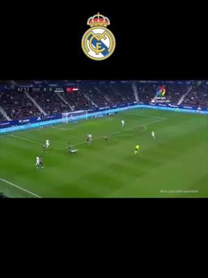 A post by @jamesleyym on TikTok caption: Osasuna 0-2 real Madrid #championatespagne #valverde#asensio