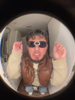 A post by @4ntonio_ibarra on TikTok caption: my pre-going out pep talk ##fyp##fashion##h2k##nickiminaj##barb##fisheye##edhardy