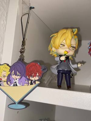 A post by @bumioyu on TikTok caption: 🎤   #hypnosis #mic #hypnosismic #hypmic #nendoroid #figure 