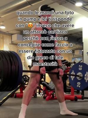 A post by @enricoferreroo on TikTok caption: ringraziamento speciale al ragazzo che è passato davanti #pain #her #GymTok 