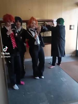 A post by @najeki on TikTok caption: heartslabyul vibes 🤣and trey ♥️me♠️@🥀𝑳𝒆𝒗𝒊𝒂𝒕𝒉𝒂𝒏🥀 ♣️@👹 𝐌𝐚𝐲 👹 ♦️@moth 🌱 #twisedwonderland  #ディズニーツイステッドワンダーランド 