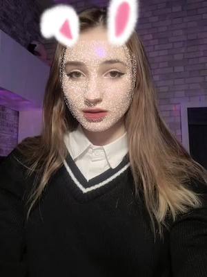 A post by @_lleron_ on TikTok caption: немного опоздала с трендом, но да ладно