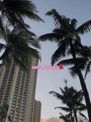 A post by @.myroominspo on TikTok caption: i loved hawaii so much!!! 🌊💗 #hawaii #honolulu #honoluluhawaii #oahu #waikikibeach #kualoaranch #beach #foryou #foru #fyp #fyfyfyfyfyfyfyfyfyfyfyfyfyfy #foryoupage 