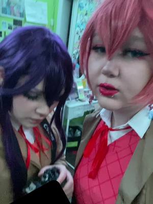 A post by @dogboyakirakurusu on TikTok caption: ignore thr blakc box #sayori #sayoricosplay #ddlc #yuricosplay