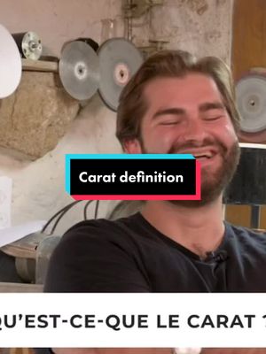 A post by @nagoyaparis on TikTok caption: Ca veut dire quoi « un carat » ?  #carat #joaillerie #pierre #diamant #or #sertissage #interview #extrait 