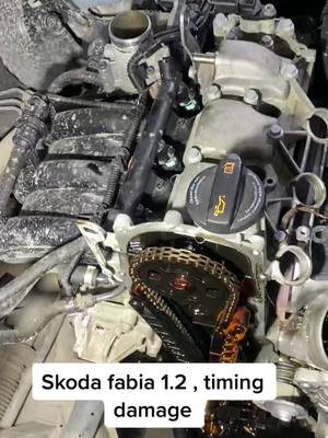 A post by @vovamelya69 on TikTok caption: Skoda fabia 1.2 , timing damage  Шкода фабія 1.2 проскок ланцюга грм. 