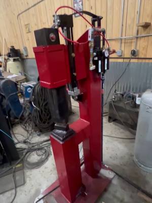 A post by @deerlick_ridge_forge on TikTok caption: New power hanmer!  #fyp #power #powerhammer #forge 