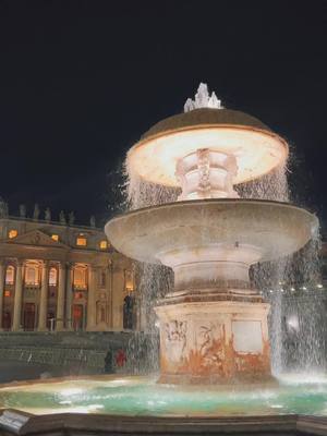 A post by @moniracandles on TikTok caption: #fyp #rome  #itinerary #travelrome #travelitaly2023