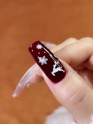 A post by @nailart8708 on TikTok caption: #nails 