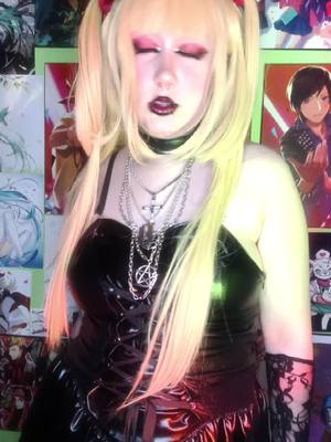 A post by @dogboyakirakurusu on TikTok caption: im obsessed with her #misaamane #misaamanecosplay #deathnote #deathnotecosplay #fyp