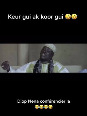 A post by @ourulayni221 on TikTok caption: #senegalaise_tik_tok #tiktoksenegal 