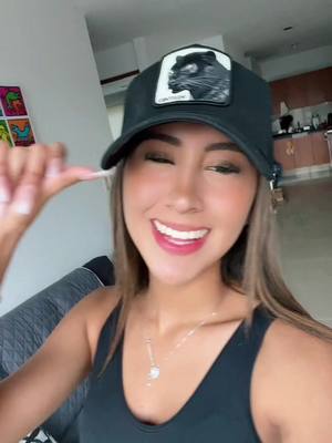 A post by @mariana_doni on TikTok caption: ya quitenme esta canción👍🏼