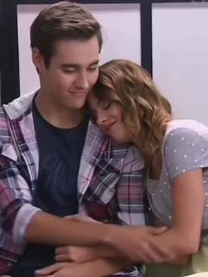 A post by @leonetta20142 on TikTok caption: Leonetta 💭 #violetta #léon #leonetta #leonettaforever #violettaedit #fyp #foryoupage #foryou #leonvargas #violettabestserie