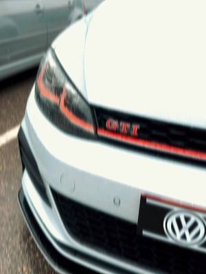 A post by @oryx_7.5gti on TikTok caption: 🤍🤍 #golf #golftiktok #parati #trend #fyp #trending #escape #mk7 #viralvideo #fypシ #destacame #humor #paratii #viral 