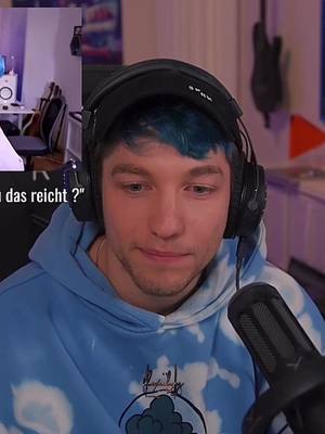 A post by @flexiifyy on TikTok caption: Rezo als er die 4k € gesehen hat: /// hab das bei irgendjemanden gesehen aber hab leider name nicht mehr, meld dich🙋🏻‍♀️ #foryou #german #youtuber #editor #edit #simp #hobbylospodcast #lobbyhos #rezo #renzo #rezoedit #safeplace @Rezo 