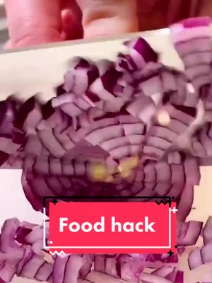 A post by @gamelifeonly on TikTok caption: Someone who does it like this? #LifeHack #foodhack #food #cuting 