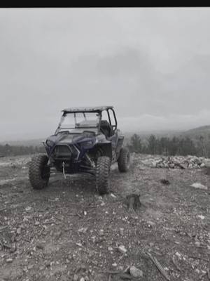 A post by @austinlong__ on TikTok caption: #fyp #polaris #rzr #offroad #cartok