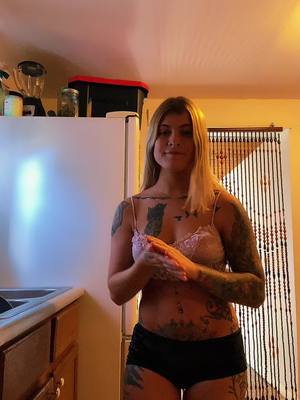 A post by @chantallekilliank on TikTok caption: #bouncewhenshewalk #fyp #tattoos #dance gotta make the light out of a cleaning day somehow 