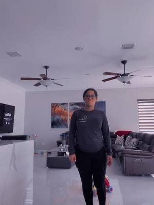 A post by @yulisa_morales1 on TikTok caption: #fyp #viral #trending @ashleyy_110 