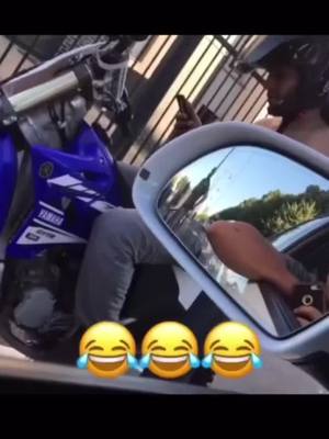 A post by @parodav0.9 on TikTok caption: Le fameux coup de stress 😂😂 #bikelife #crossbitume #crossbitumefrance #pourtoi #fyp #yz