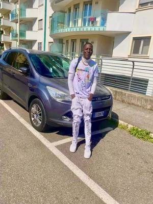 A post by @galadjogang on TikTok caption: je suis un choix ❤️ ❤️ 🇲🇱🇨🇮🇺🇸