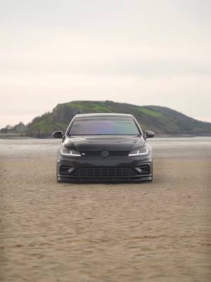 A post by @black.golf.r on TikTok caption: #vwgolf #golfmk7r #golfr 