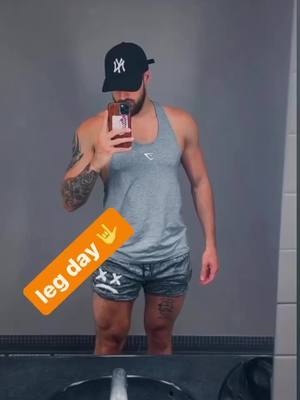 A post by @delcokane on TikTok caption: Leg day 💪🏽 #bodybuilding #GymTok #fitnessmotivation #fyp