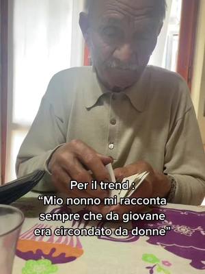 A post by @anouche_ff on TikTok caption: Mia nonna conferma 😂 #trend #nonno #giovane 