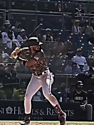 A post by @garcia_mlb2 on TikTok caption: Tatis❤️🥶#homerun #derby #homerunderby #tatiajr #sandiego #MLB #grandesligas #fernandotatisjr #mlbbcreatorcamp #tatis #paratiiiiiiiiiiiiiiiiiiiiiiiiiiiiiii #viraltiktok #viralvideo #viralla #fyp #foryou #perreopesauchallenge  #foryoupage #fypシ @MLB @MLB Network @MLBB Esports Official 