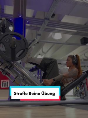 A post by @lealoveslifting on TikTok caption: Dicke Schinken sind gute Schinken!  Äh, Schenkel. Schenkel meine ich natürlich. 🫠 Wenn ihr den Fokus vermehrt auf euren Quafrizeps (Beinvorderseite) legen wollt, platziert die Füße mal relativ weit unten auf der Platte, nahe beieinander.  Stellt die Füße nur so tief auf, dass ihr es noch schafft am untersten Punkt der Bewegung vollständig mit dem Fuß auf der Platte zu bleiben.  Deine Fersen sollten also nicht abheben! Ich arbeite hier gerne mit zwei schweren Sätzen, also viel Gewicht, wenig reps (6 reps pro Satz) und zwei leichten, wenig Gewicht, viele reps (14-18 pro Satz).  Oder im Wechsel mit der Fuß Position ganz oben auf der Platte, wodurch ihr eher die Rückseite beansprucht. 👀 BAAAALLEERT!  Probiert die Variante mal aus und berichtet mir von euren brennenden Schinken, äh Schenkeln. 🔥😂 #krafttraining #leaslehrstunde #muskelaufbau #muskeln #fitfamgermany #abnehmenmitspaß #gesundheit #fettverbrennung #kaloriendefizit #workoutmotivation #gyminspiration #fitnessworkouts 