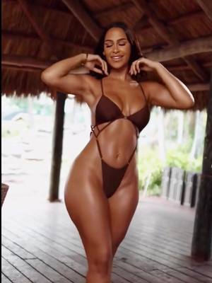 A post by @appellemoijim on TikTok caption: OMG #model #bikini #swimwear