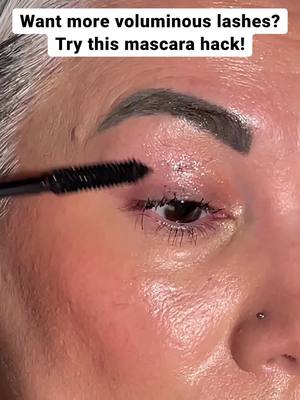 A post by @boxycharm on TikTok caption: Best mascara hack! #mascarahacks #makeuphacks #boxycharm 