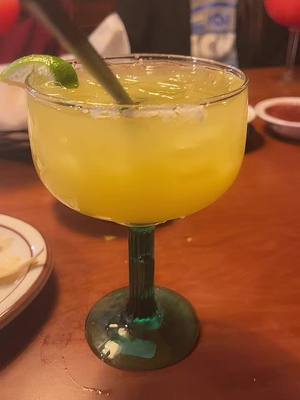 A post by @ellyv18 on TikTok caption: self care💃🏼 @Taylor m @Jillian.ems @madiiii #margs