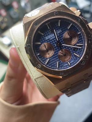 A post by @djh6204 on TikTok caption: #fyp #luxury #watch